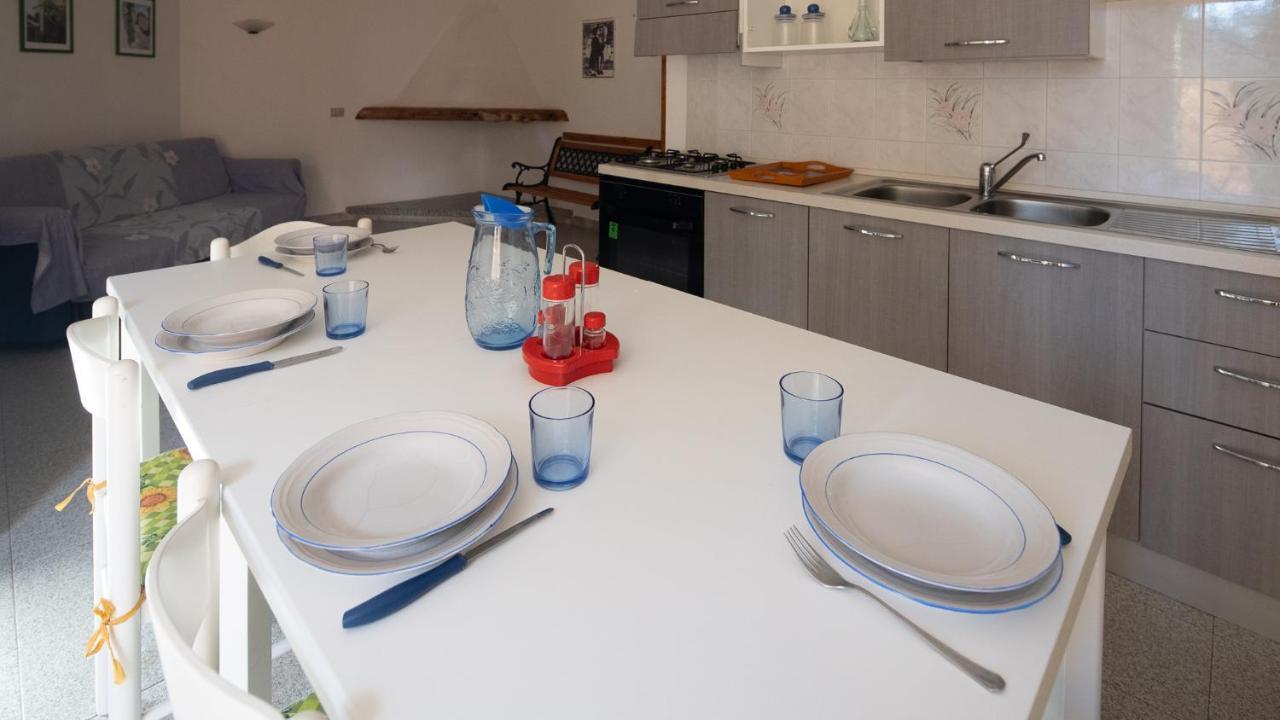 Welcomely - A Due Passi Dal Mare Lägenhet Budoni Exteriör bild
